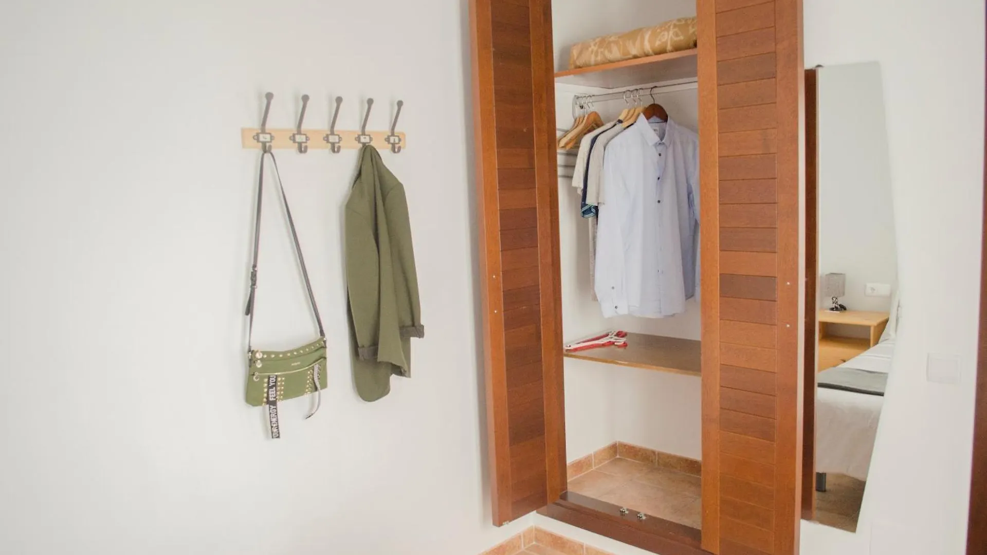 Apartamentos Ruisol - Auto Checkin - By Centrall Alquileres Turisticos 内尔哈 0*,  西班牙