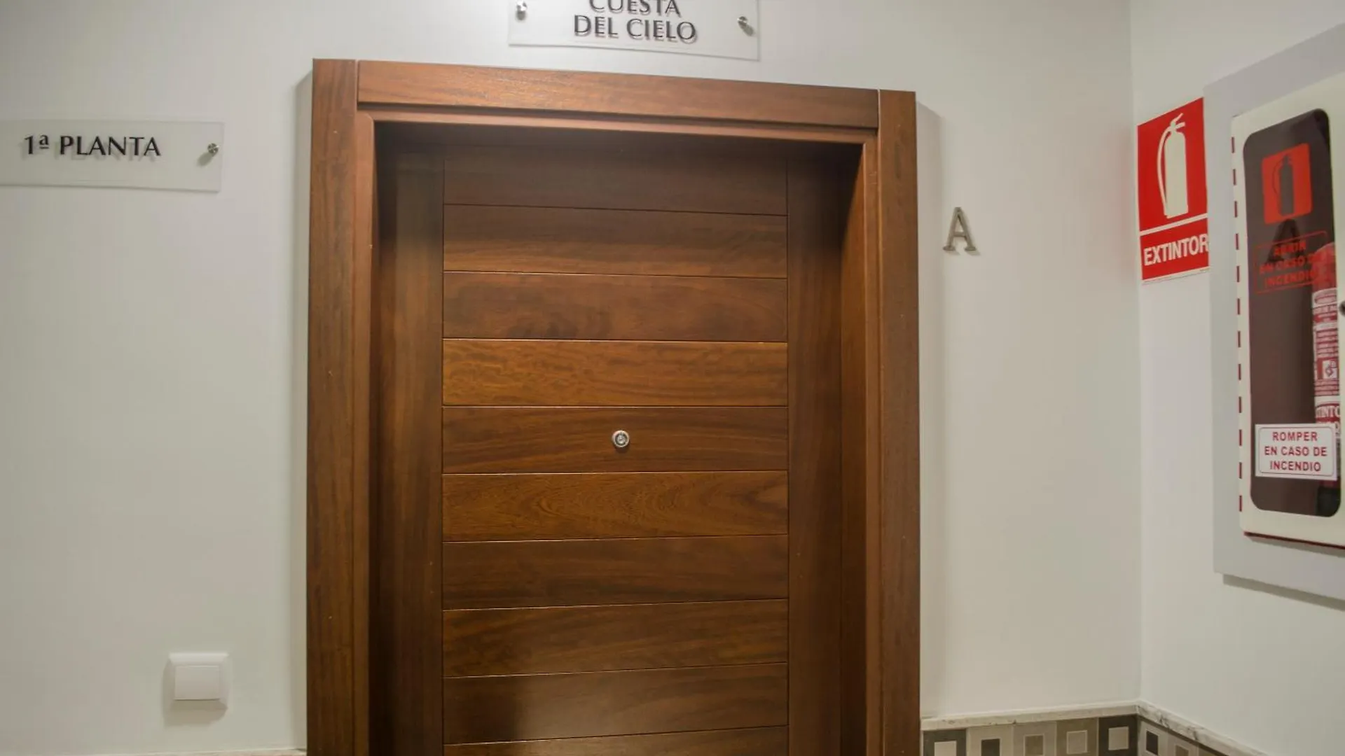 公寓 Apartamentos Ruisol - Auto Checkin - By Centrall Alquileres Turisticos 内尔哈